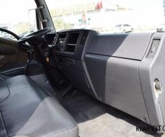 Isuzu NPR STANDARD