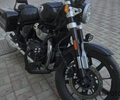 ROYAL ENFIELD Super Meteor 650